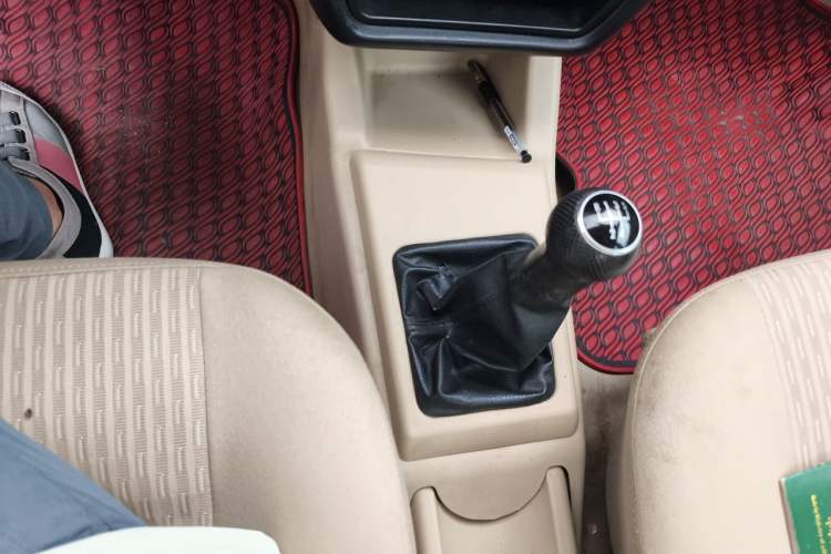 Used Volkswagen Jetta 2012 1.6L Commemorative Edition Gear Lever