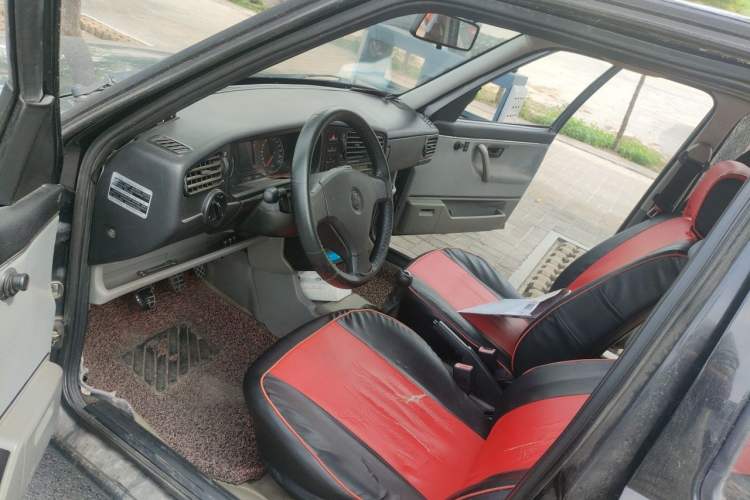 Used Volkswagen Jetta 2012 1.6L Collector's Edition Left Front Seat