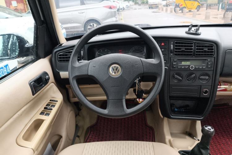 Used Volkswagen Jetta 2012 1.6L Commemorative Edition Steering Wheel