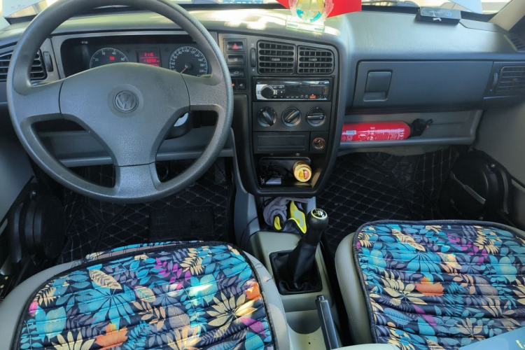 Used Volkswagen Jetta 2012 1.6L Collector's Edition Center Console