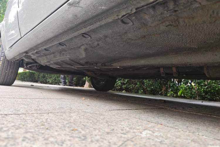 Used Volkswagen Jetta 2012 1.6L Commemorative Edition Chassis Front Right