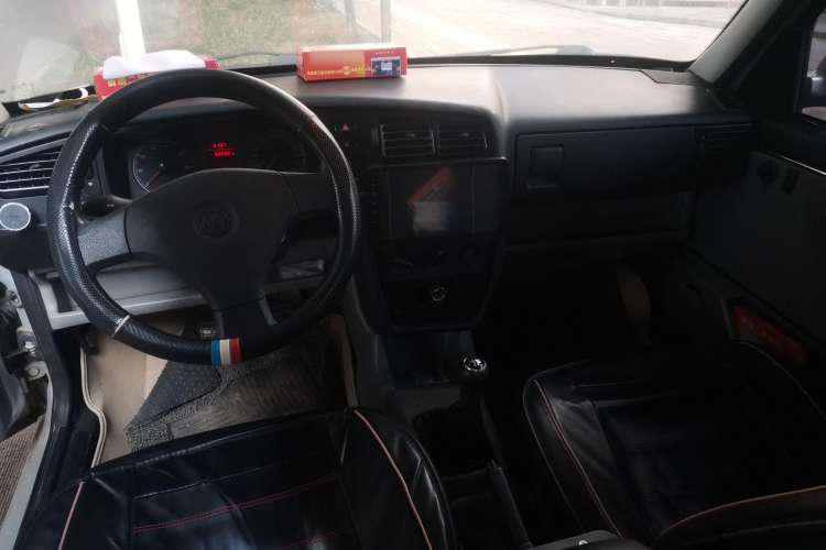 Used Volkswagen Jetta 2012 1.6L Collector's Edition Center Console