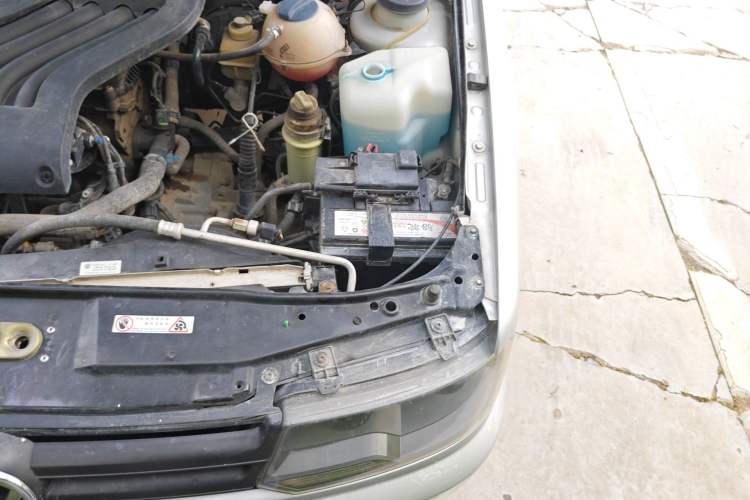 Used Volkswagen Jetta 2012 1.6L Collector's Edition Engine Bay Left