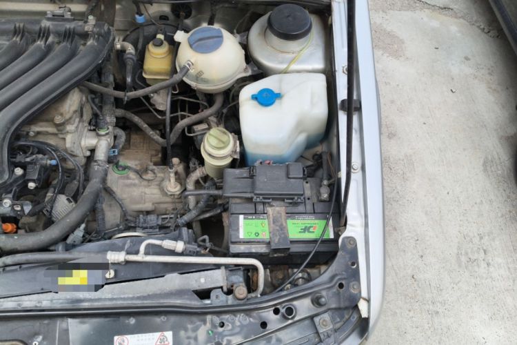 Used Volkswagen Jetta 2012 1.6L Collector's Edition Engine Bay Left