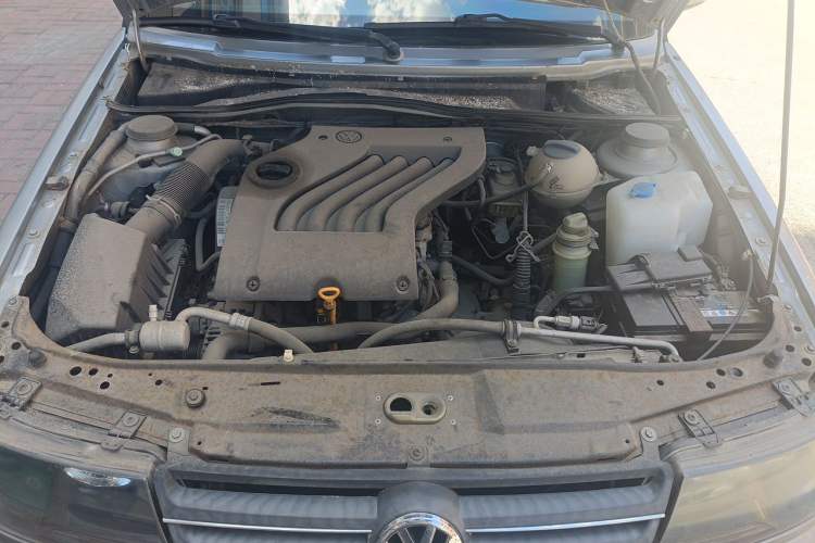 Used Volkswagen Jetta 2012 1.6L Commemorative Edition Engine Bay