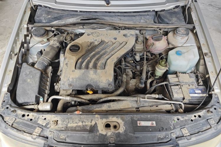 Used Volkswagen Jetta 2012 1.6L Vanguard Engine Bay