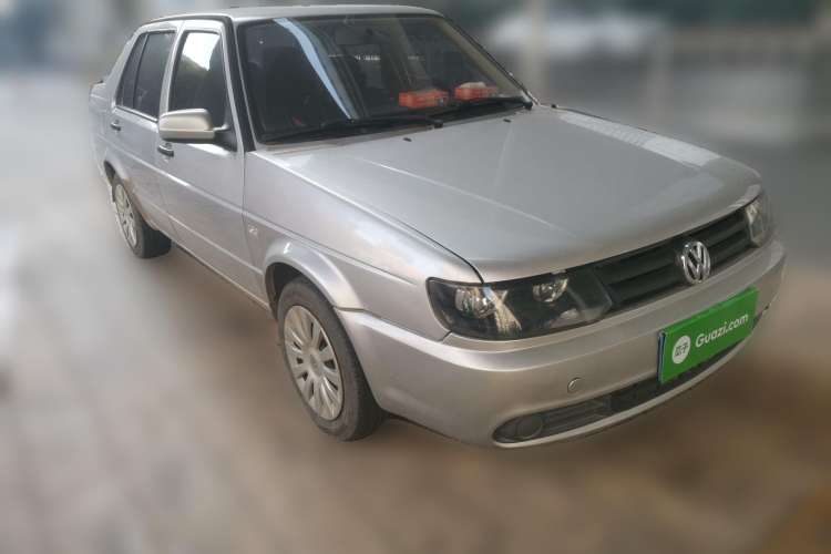 Used Volkswagen Jetta 2012 1.6L Collector's Edition Front Right 45 Deg