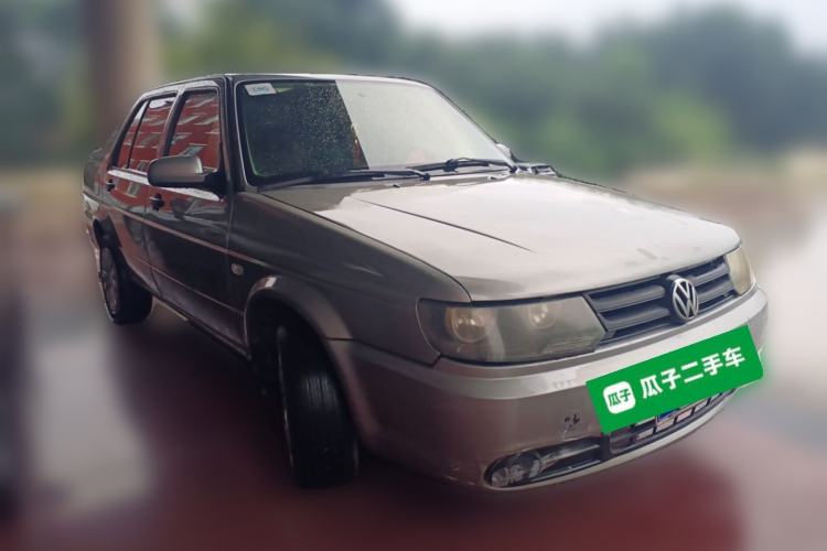 Used Volkswagen Jetta 2012 1.6L Collector's Edition Front Right 45 Deg