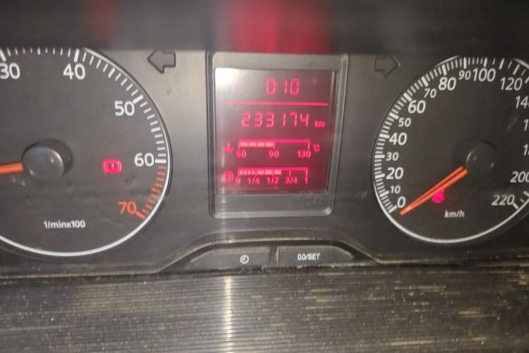 Used Volkswagen Jetta 2012 1.6L Collector's Edition Odometer Close Up