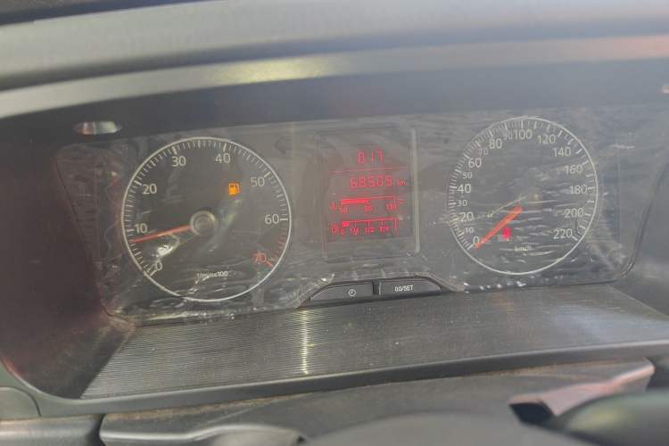 Used Volkswagen Jetta 2012 1.6L Collector's Edition Odometer Close Up