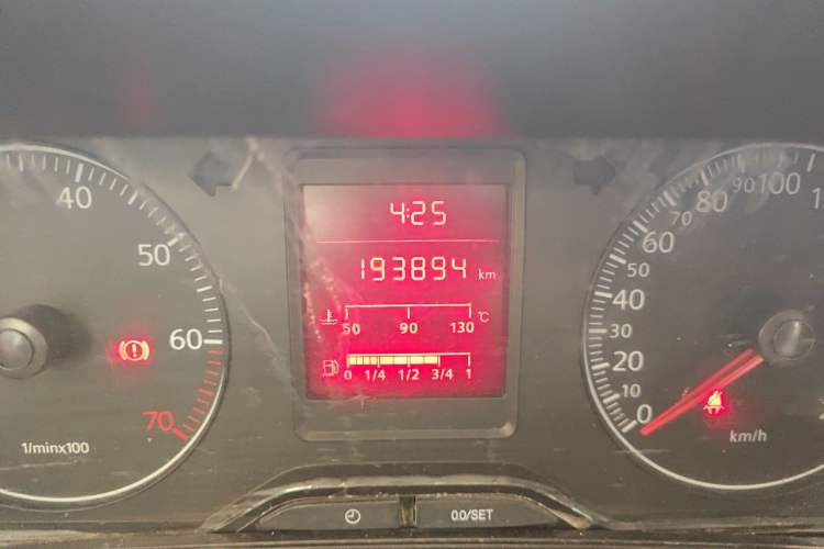 Used Volkswagen Jetta 2012 1.6L Vanguard Odometer Close Up