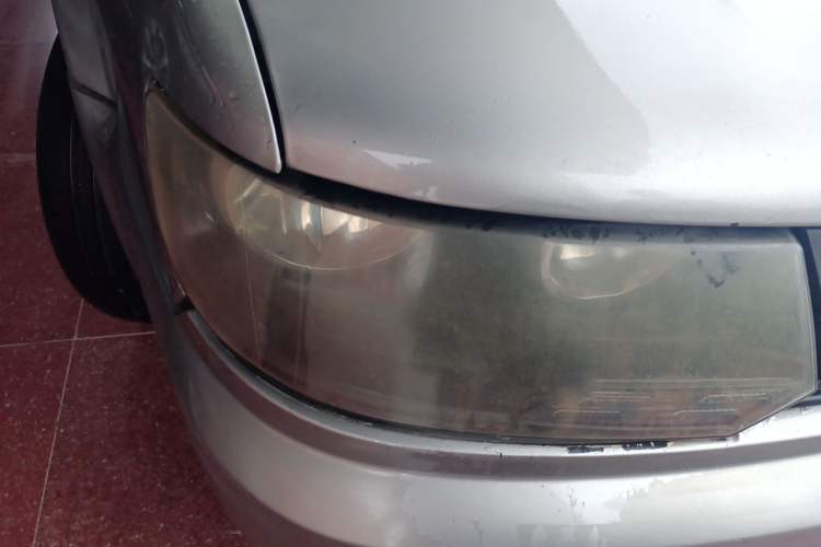 Used Volkswagen Jetta 2012 1.6L Collector's Edition Right Front Headlight
