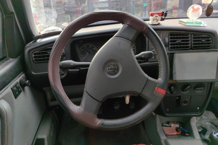 Used Volkswagen Jetta 2012 1.6L Commemorative Edition Steering Wheel