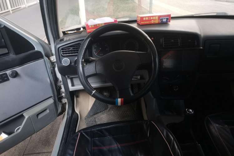 Used Volkswagen Jetta 2012 1.6L Collector's Edition Steering Wheel