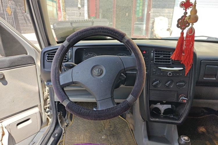 Used Volkswagen Jetta 2012 1.6L Commemorative Edition Steering Wheel