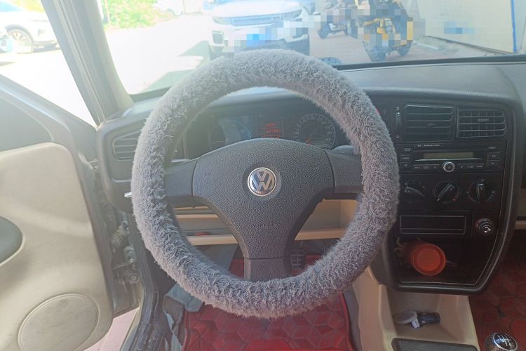 Used Volkswagen Jetta 2012 1.6L Commemorative Edition Steering Wheel
