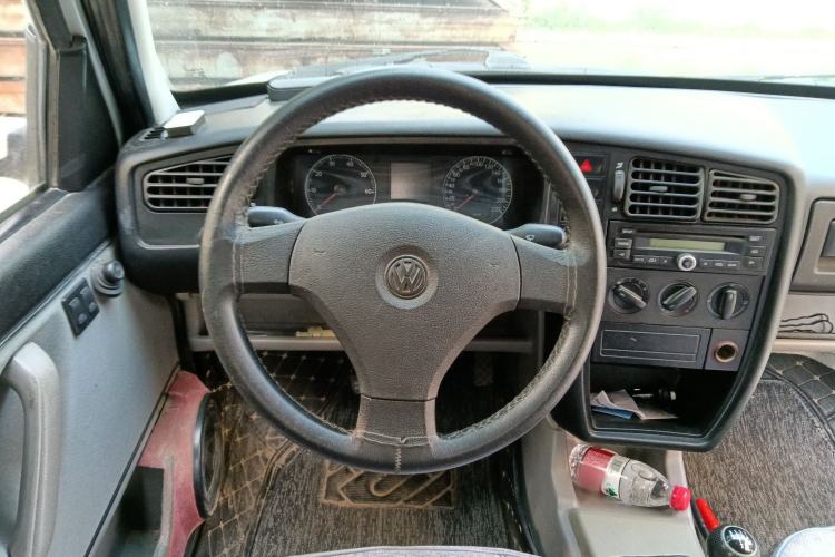 Used Volkswagen Jetta 2012 1.6L Collector's Edition Steering Wheel
