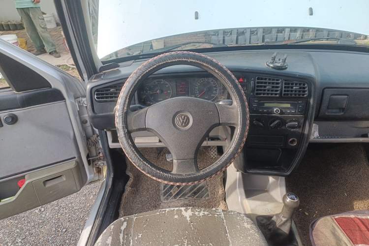 Used Volkswagen Jetta 2012 1.6L Collector's Edition Steering Wheel