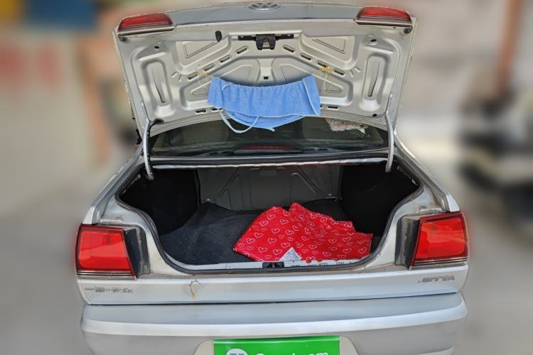 Used Volkswagen Jetta 2012 1.6L Vanguard Trunk