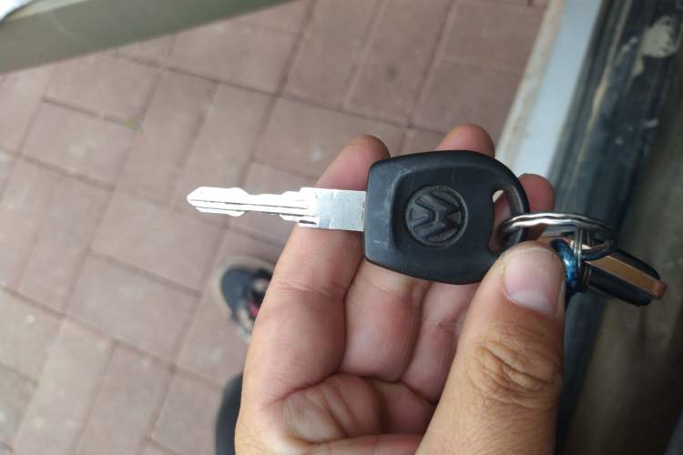 Used Volkswagen Jetta 2012 1.6L Commemorative Edition Vehicle Key