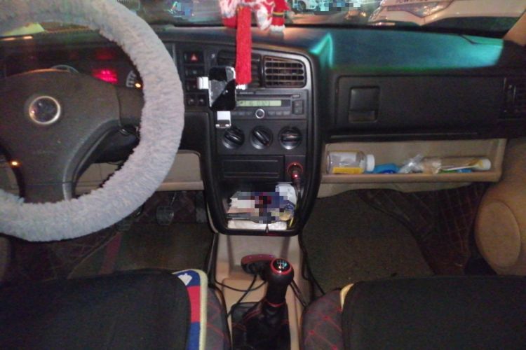 Used Volkswagen Jetta 2012 1.6L Collector's Edition Audio And AC Panel