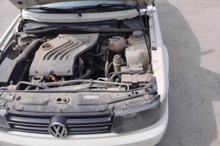 Used Volkswagen Jetta 2012 1.6L Collector's Edition Engine Bay Left