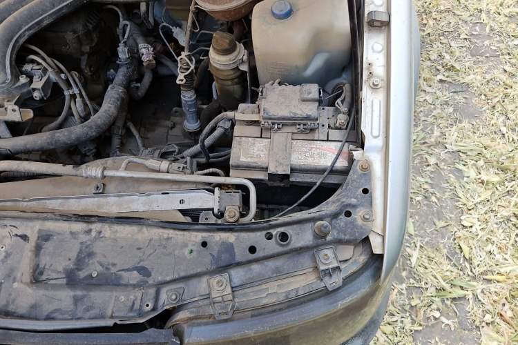 Used Volkswagen Jetta 2012 1.6L Collector's Edition Engine Bay Left