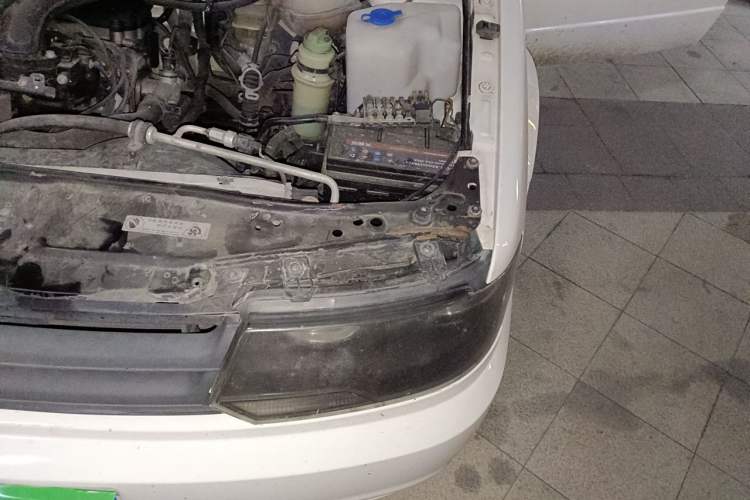 Used Volkswagen Jetta 2012 1.6L Collector's Edition Engine Bay Left