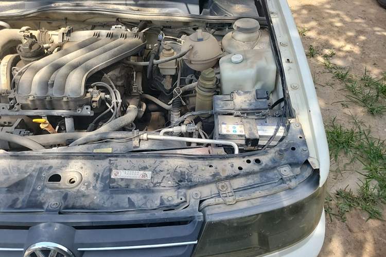 Used Volkswagen Jetta 2012 1.6L Vanguard Engine Bay Left