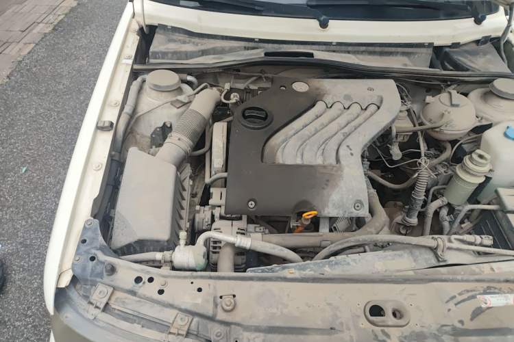 Used Volkswagen Jetta 2012 1.6L Vanguard Engine Bay Right