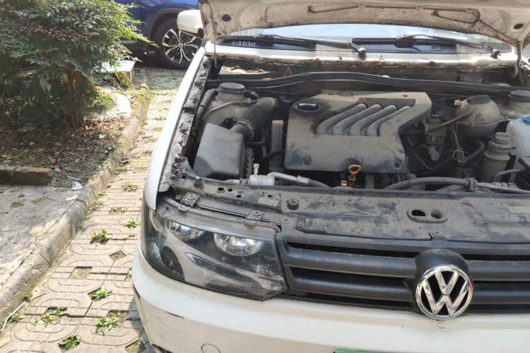 Used Volkswagen Jetta 2012 1.6L Collector's Edition Engine Bay Right