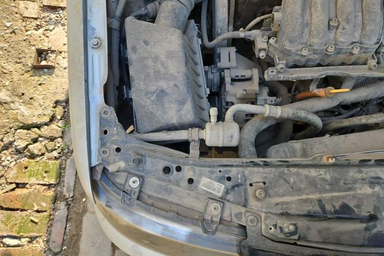 Used Volkswagen Jetta 2012 1.6L Collector's Edition Engine Bay Right