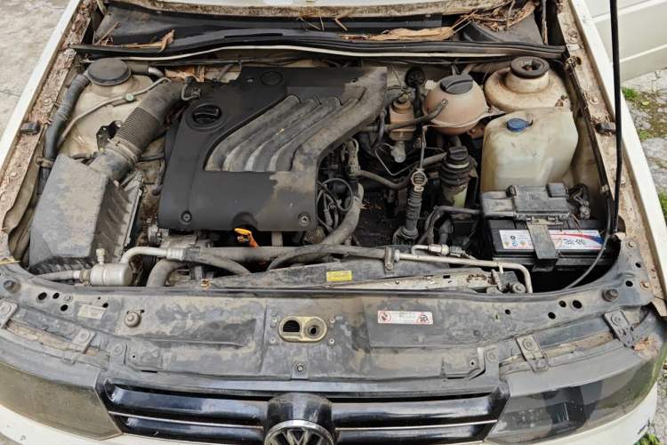 Used Volkswagen Jetta 2012 1.6L Vanguard Engine Bay