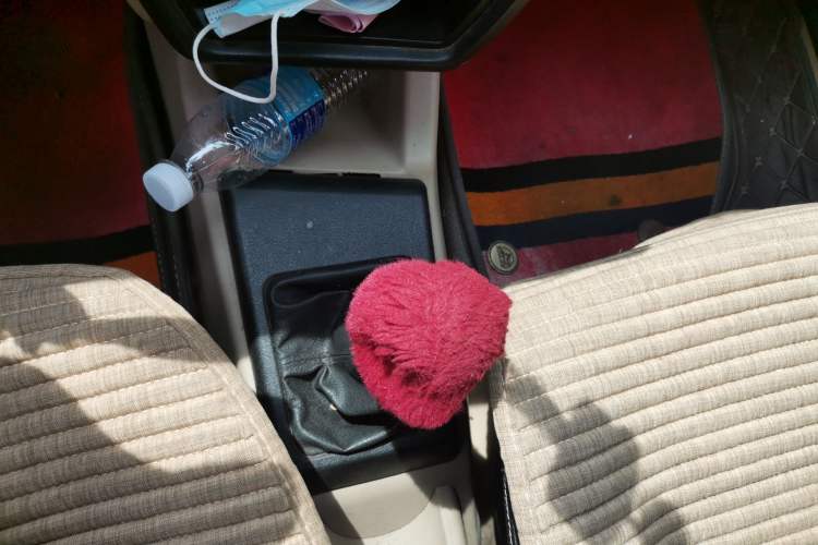 Used Volkswagen Jetta 2012 1.6L Commemorative Edition Gear Lever