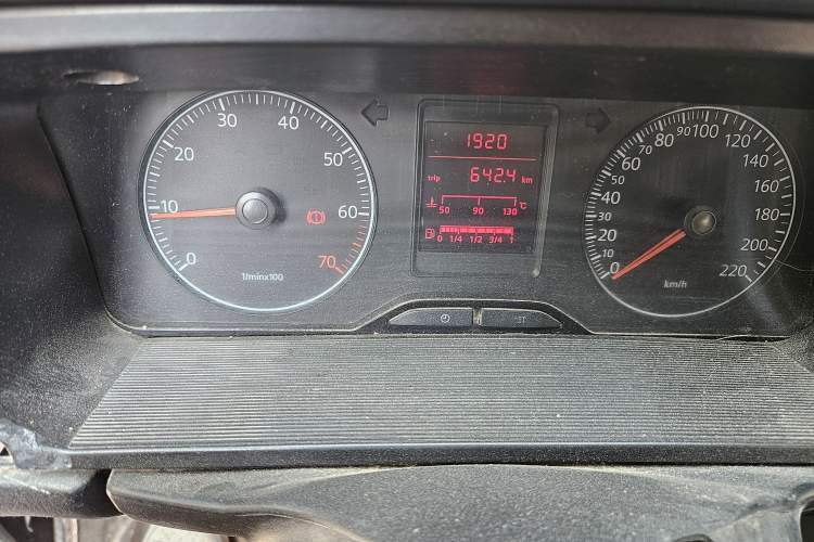 Used Volkswagen Jetta 2012 1.6L Collector's Edition Instrument Cluster