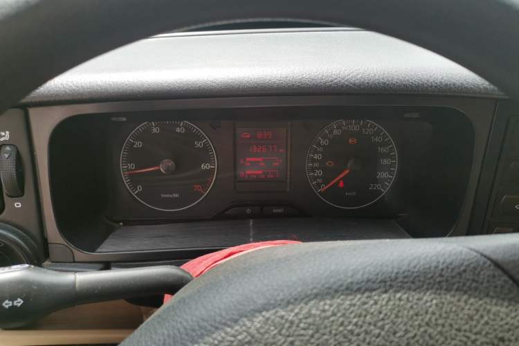 Used Volkswagen Jetta 2012 1.6L Commemorative Edition Instrument Cluster
