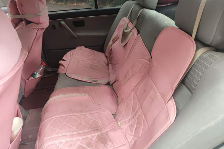 Used Volkswagen Jetta 2012 1.6L Vanguard Left Rear Seat