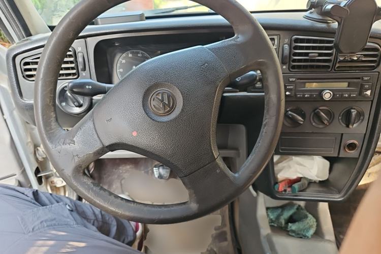 Used Volkswagen Jetta 2012 1.6L Collector's Edition Steering Wheel