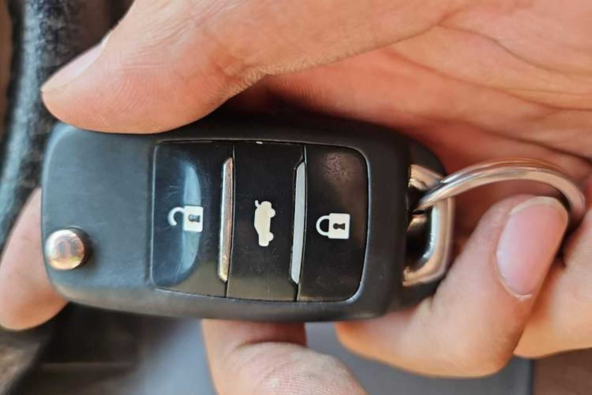 Used Volkswagen Jetta 2012 1.6L Collector's Edition Vehicle Key
