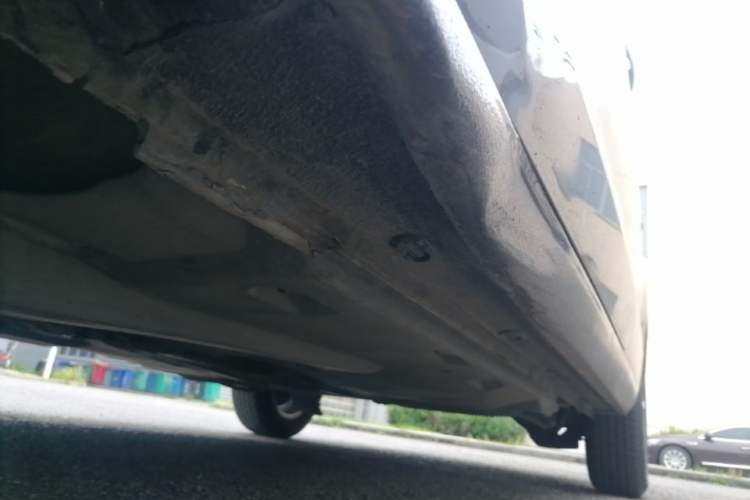 Used Volkswagen Jetta 2013 1.6L Manual Fashion Edition Chassis Front Left