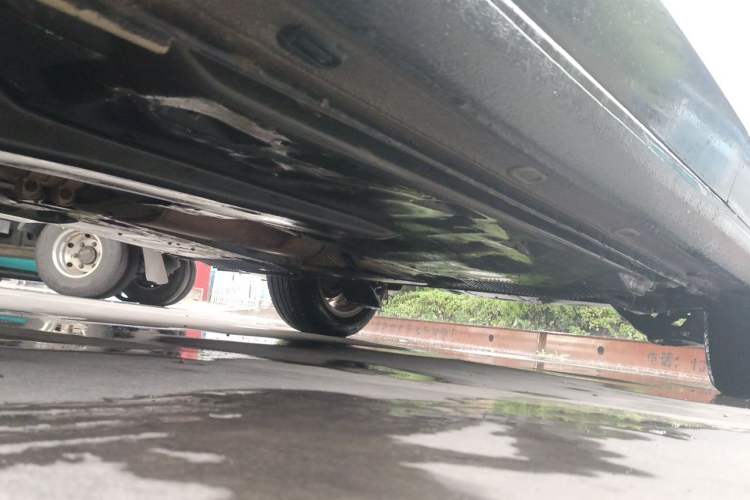 Used Volkswagen Jetta 2013 1.6L Manual Comfort Model Chassis Front Left