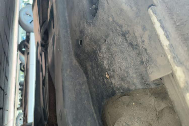 Used Volkswagen Jetta 2013 1.6L Manual Comfort Model Chassis Front Right