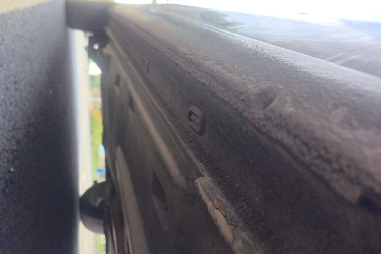 Used Volkswagen Jetta 2013 1.6L Manual Comfort Model Chassis Front Right