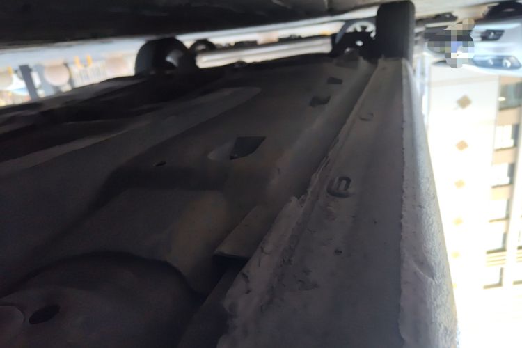 Used Volkswagen Jetta 2013 1.6L Manual Comfort Model Chassis Front Right