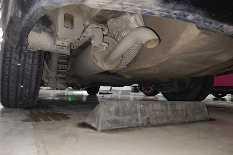Used Volkswagen Jetta 2013 1.6L Automatic Fashion Model Chassis Rear Left