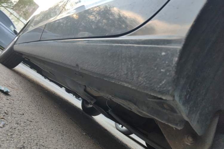 Used Volkswagen Jetta 2013 1.6L Manual Comfort Model Chassis Rear Left