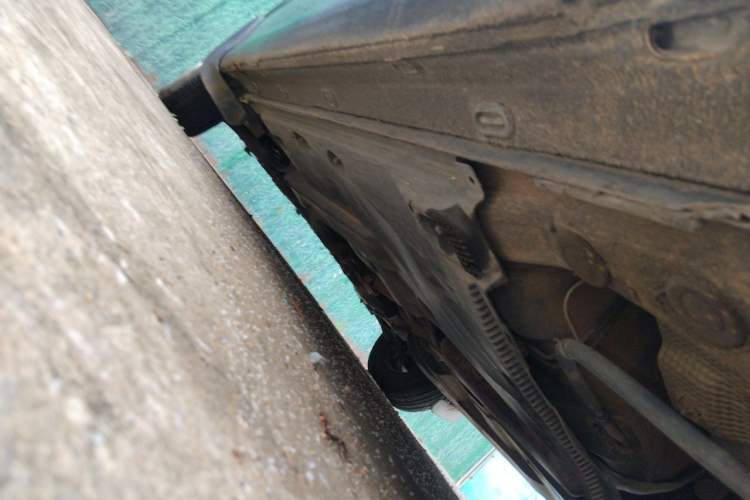 Used Volkswagen Jetta 2013 1.6L Manual Fashion Edition Chassis Rear Left