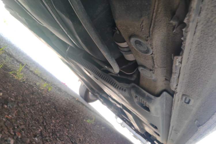 Used Volkswagen Jetta 2013 1.6L Manual Comfort Model Chassis Rear Right