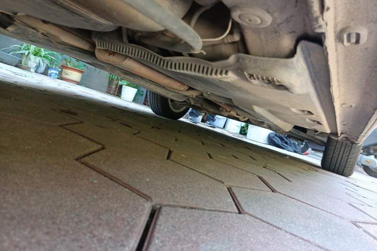 Used Volkswagen Jetta 2013 1.6L Manual Comfort Model Chassis Rear Right