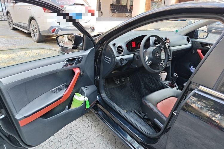Used Volkswagen Jetta 2013 1.4L Manual Comfort Model Driver Seat